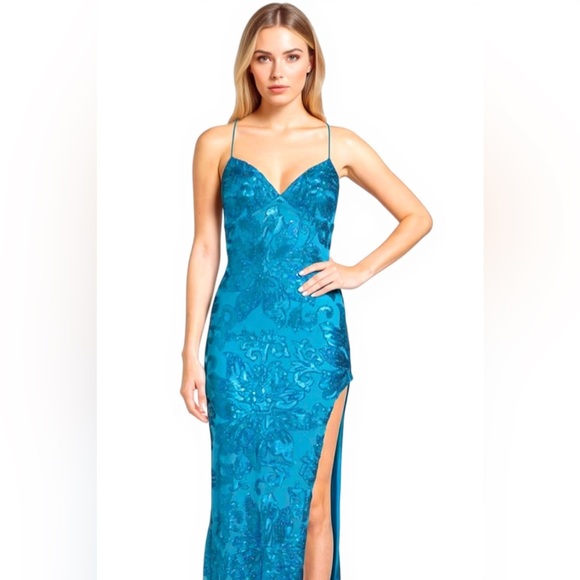 B Darlin Sequin Strappy Back Gown | Turquoise | Size 15/16 XL (Juniors) NWT - Picture 3 of 14